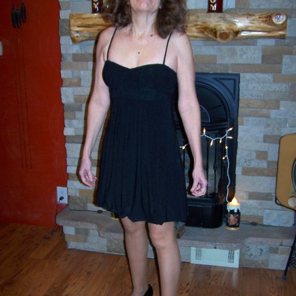 MORGAN and COMPANY SEXY BLACK BUBBLE DRESS w SPAGHETTI STRAPS - Picture 2 of 7